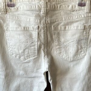 Inc. white denim cut off capri shirts Size 2, 99% cotton, 1% spandex, like new.